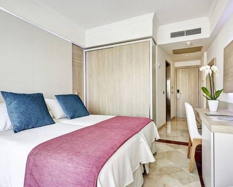 Grupotel Acapulco Playa