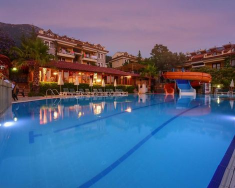 Perdikia Hill Family Resort & Villas