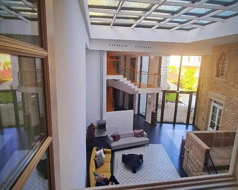 Caleway Hotel