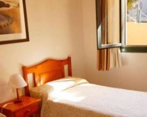 Ohasis Boutique Suites-3
