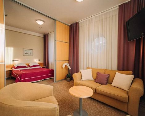 Rixwell Viru Square Hotel-2