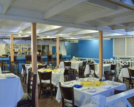 Dover Beach Hotel
