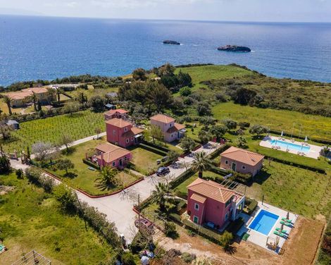 Monambeles Villas