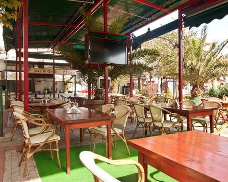 Saint George Hotel & Medical Spa