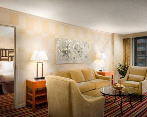 Pinnacle Hotel Vancouver Harbourfront