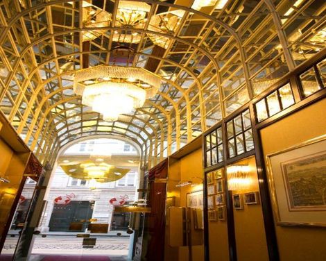 Theaterhotel & Suites Wien