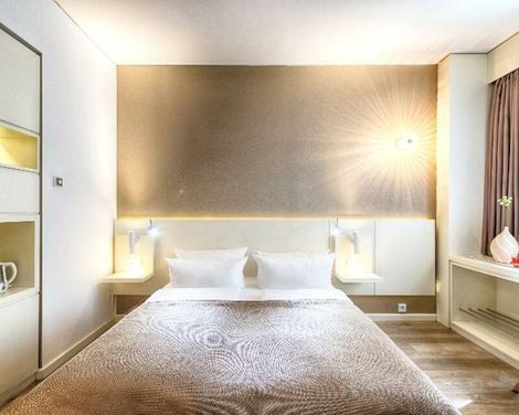 Leonardo Hotel Berlin Mitte-0