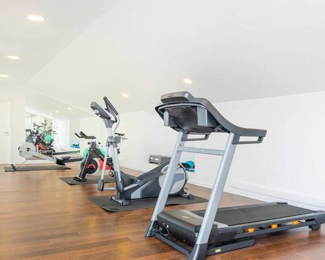 TRYP by Wyndham Leiria-0