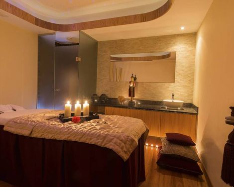 Constantinou Bros Athena Beach Hotel
