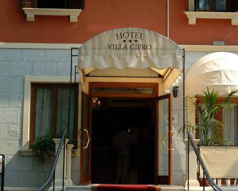 Hotel Villa Cipro-0