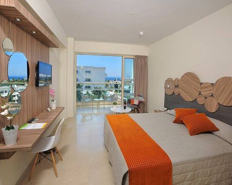 Nelia Gardens Hotel