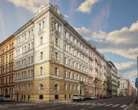 Alqush Downtown Hotel