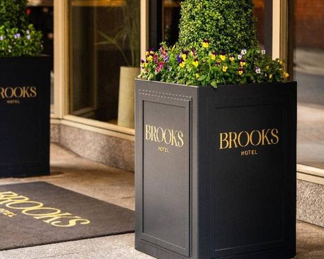 Brooks Hotel