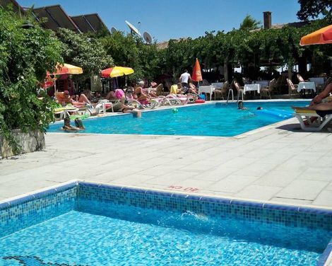 Leda Beach Hotel-3