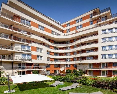 Escala Hotel & Suites-1