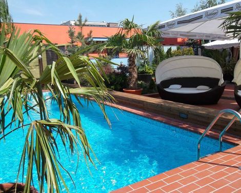 Ramada Hotel & Suites by Wyndham Bucharest North