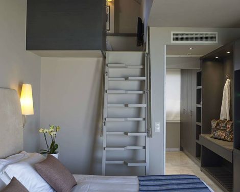 Kyma Suites Beach Hotel