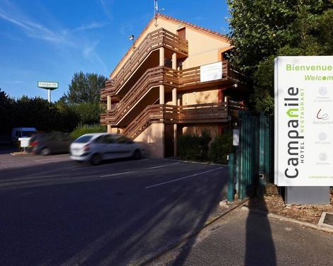 Campanile Plaisir-3
