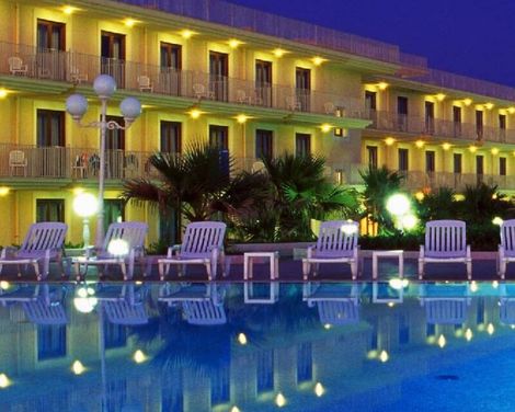 Dioscuri Bay Palace