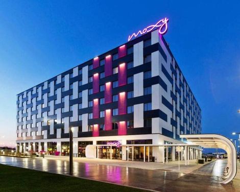 Moxy Vienna Airport