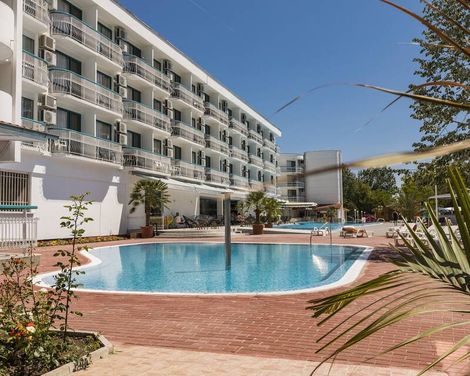 Zefir Hotel