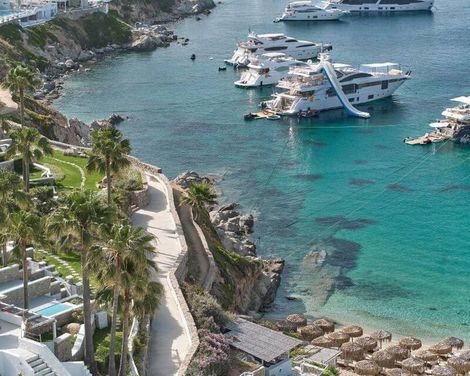 Mykonos Blu, A Resort to Live