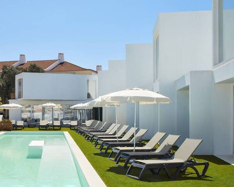 Aparthotel Oura Senses