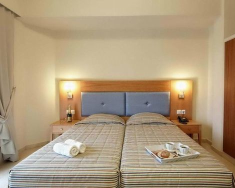 Dimitra Hotel & Apartments