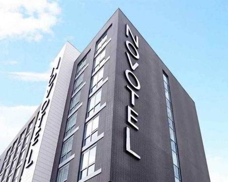 Novotel London Brentford-1