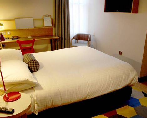 Cairn Hotel Newcastle-1