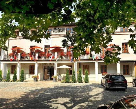 Art & Garden Residence