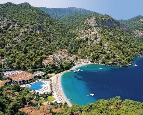 Hillside Beach Club