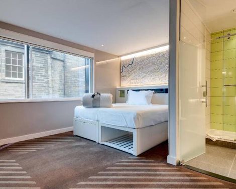 hub by Premier Inn London West Brompton