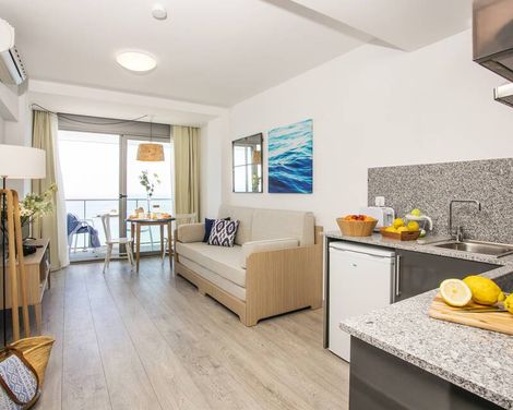 Pierre & Vacances Apartamentos Blanes Playa