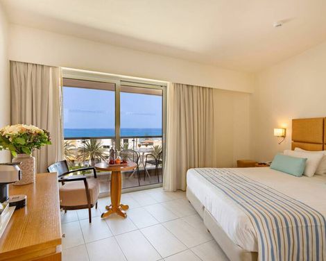 Minos Hotel
