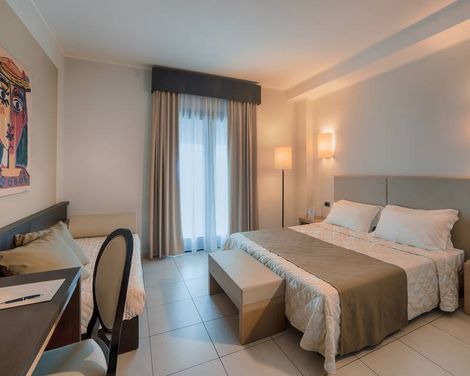 Lu Hotel