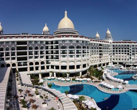 Diamond Premium Hotel & Spa-1
