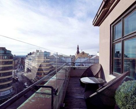 Home Hotel Folketeateret