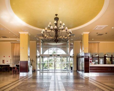 Ohtels La Hacienda