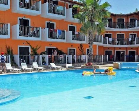 Blue Palm Hotel