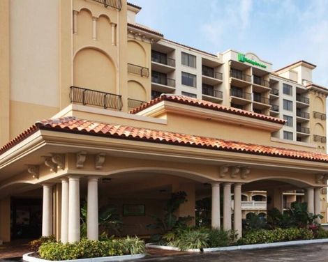 Holiday Inn Hotel & Suites Clearwater Beach-0