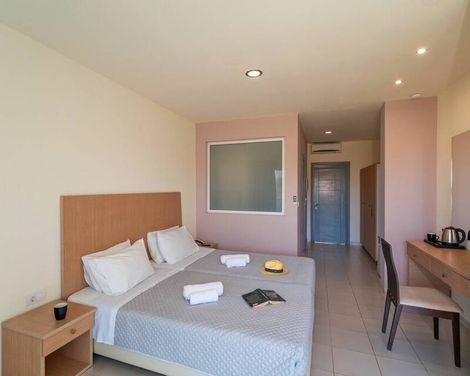 Anavadia Hotel