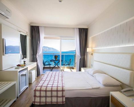 Yunus Hotel