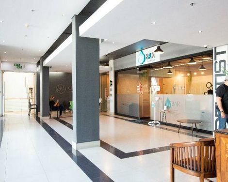 New Kings Hotel