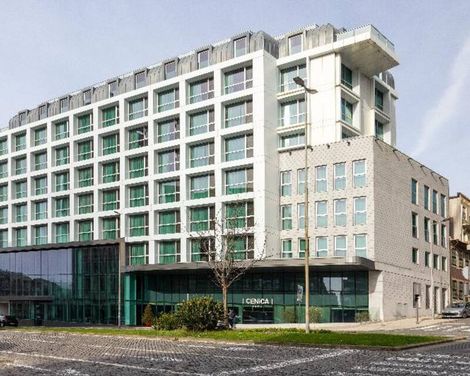 Cenica Porto Hotel, Curio Collection by Hilton