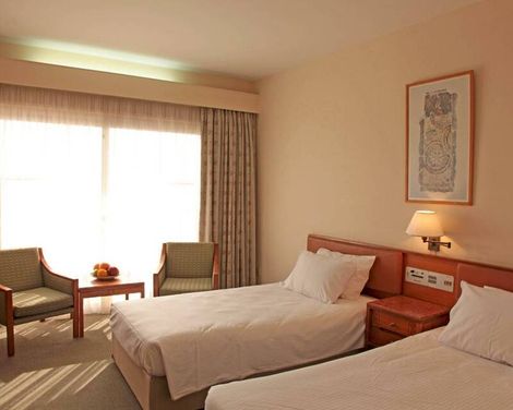 Poseidonia Beach Hotel