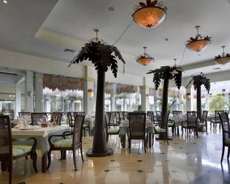 Grand Palladium Select White Sand