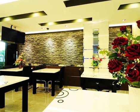 Gusto Pratunam Hotel-1