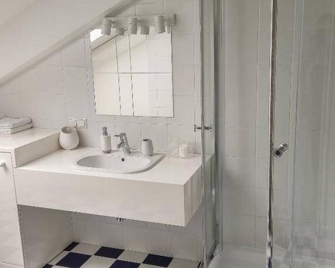 Crystal Suites Old Town