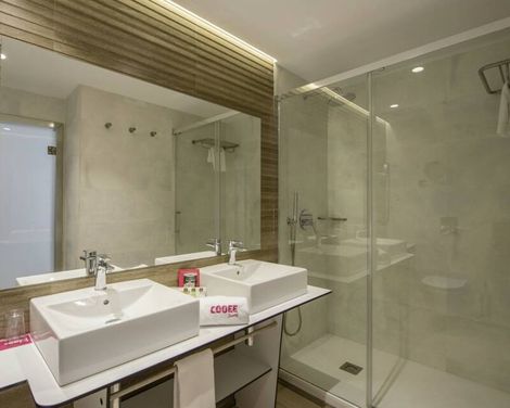 Onmood Cala Ratjada by PortBlue Hotels-1